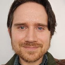 Headshot photo for Mitchell Petersen