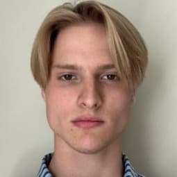 Headshot photo for Zachary Craddock
