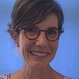 Headshot photo for Kelly Shushok