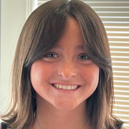Headshot photo for Corinne Harding