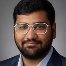 Headshot photo for Dhruv Patel