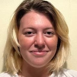 Headshot photo for Bean Kinney