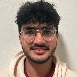 Headshot photo for Moazzam Maan