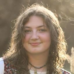 Headshot photo for Delaney Collins